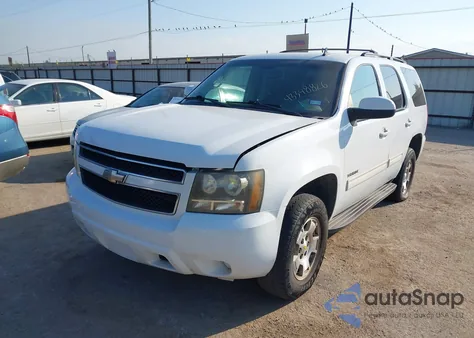 2011 Chevrolet Tahoe Ls z USA, uszkodzony, nr VIN 1GNSCAE04BR143120